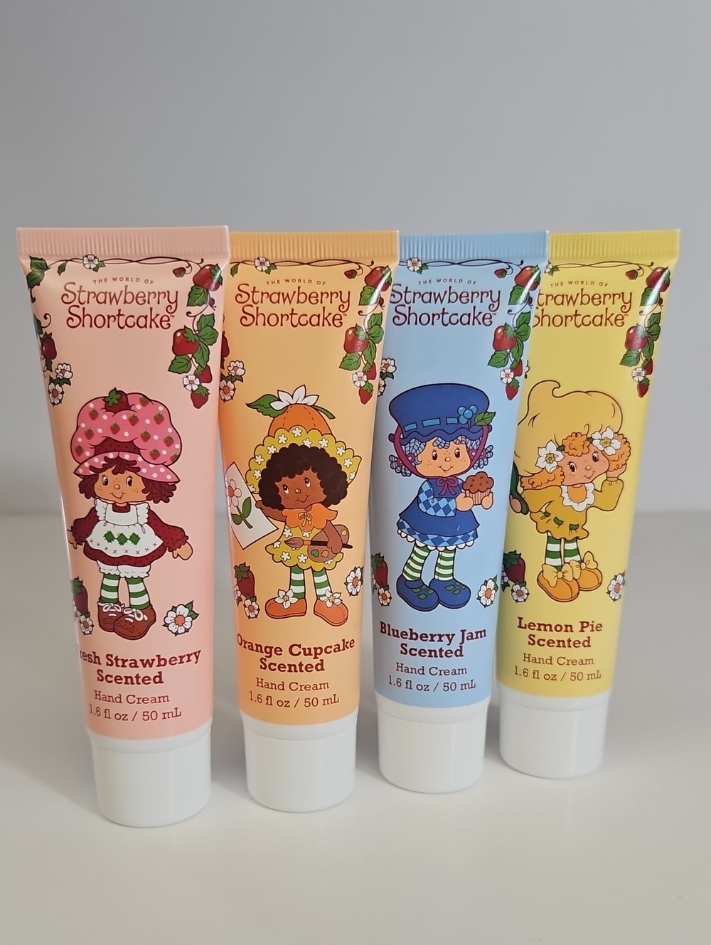 STRAWBERRY SHORTCAKE SCENTED HAND CREAM COLLECTION 4 PC
